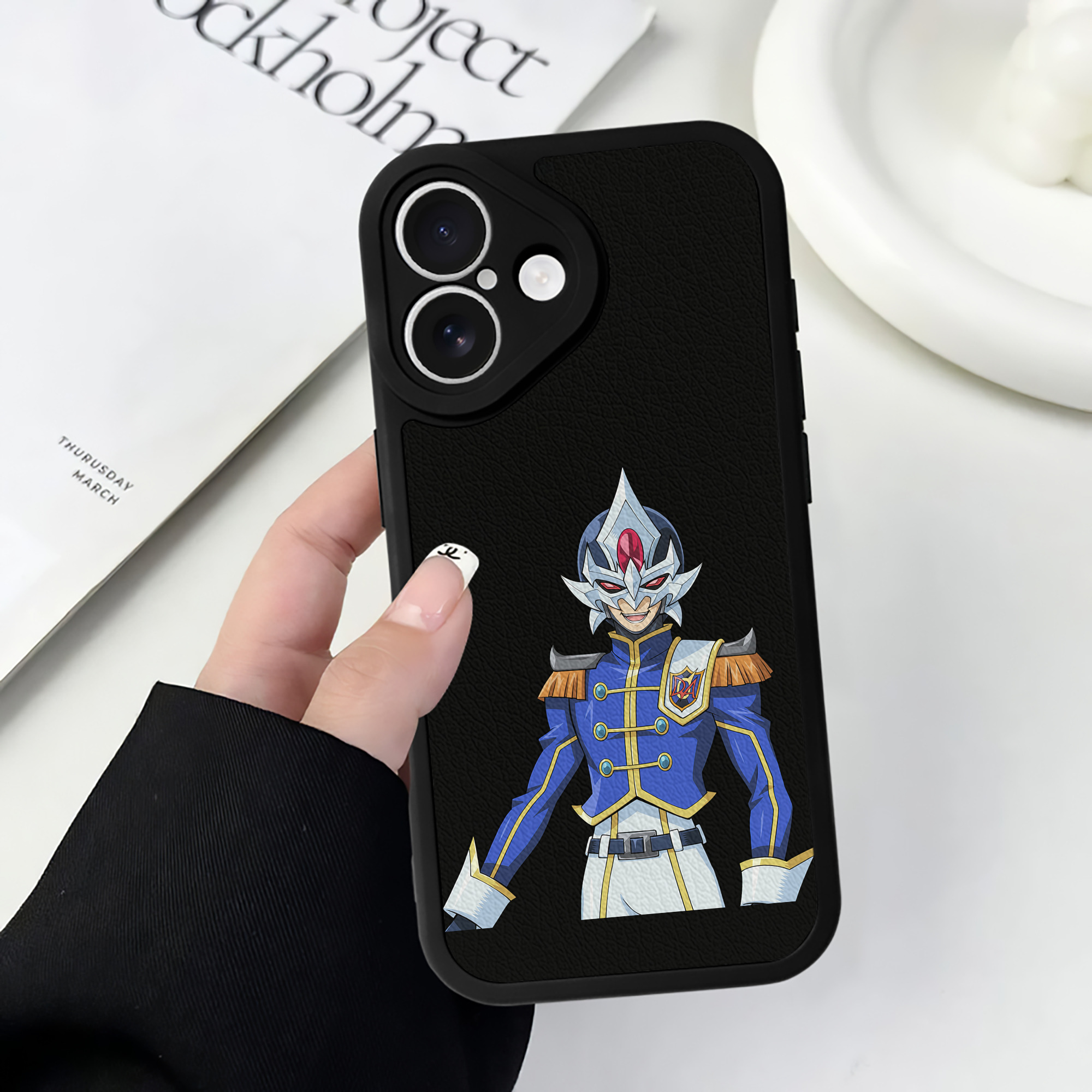 遊☆戯☆王 Yu-Gi-Oh! 【iPhone 16シリーズ対応】シリコンスマホケース（レザー調） 材質：シリコン